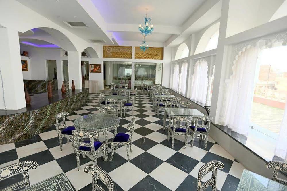 Mewargarh Udaipur By Red Lion S Hotel Екстериор снимка