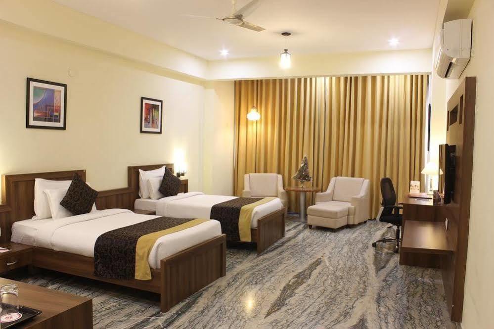 Mewargarh Udaipur By Red Lion S Hotel Екстериор снимка