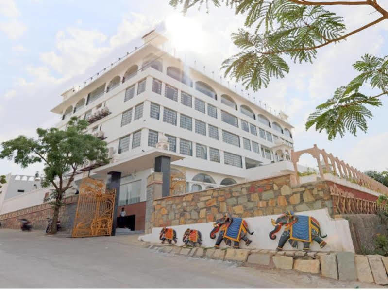 Mewargarh Udaipur By Red Lion S Hotel Екстериор снимка